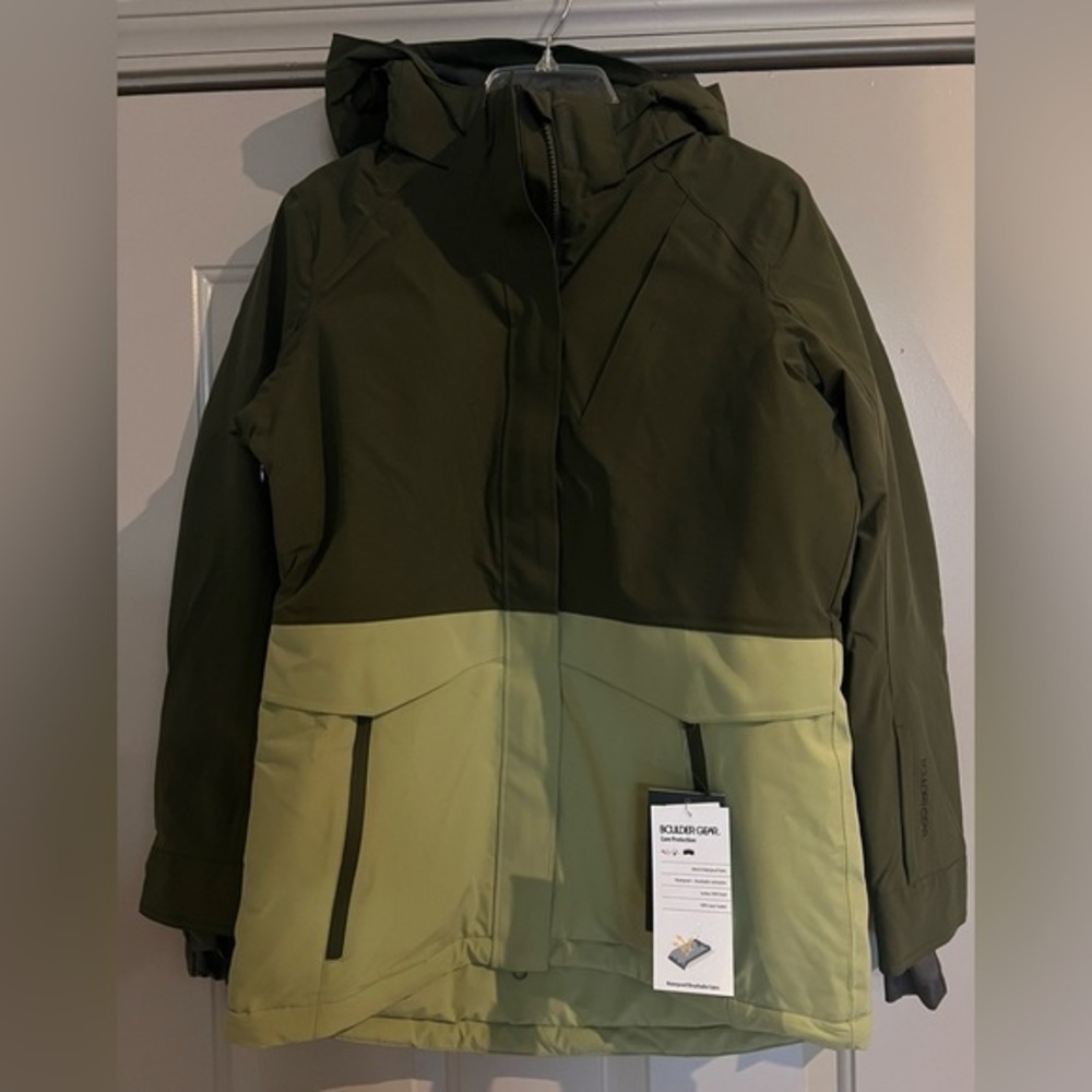 Boulder Gear green hooded soft shell jacket size medium NWT